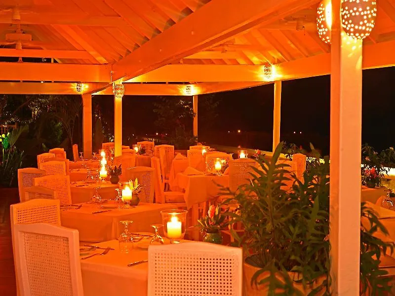 *****  فندق كوبلرز كوف Speightstown بربادوس